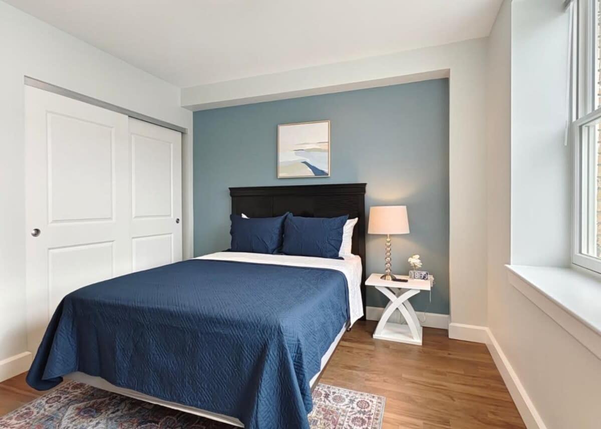 Fun Cozy Apts - 1 25 Mile Walk To Tiaa Bnk Fld Jacksonville Exterior photo